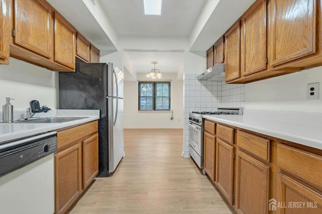 232-A Alpine Way, Townhouse with 2 bedrooms, 2 bathrooms and null parking in Woodbridge NJ | Image 6