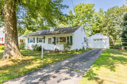 11 Bushey Rd, Pittsfield, MA, 01201-4403 | Card Image