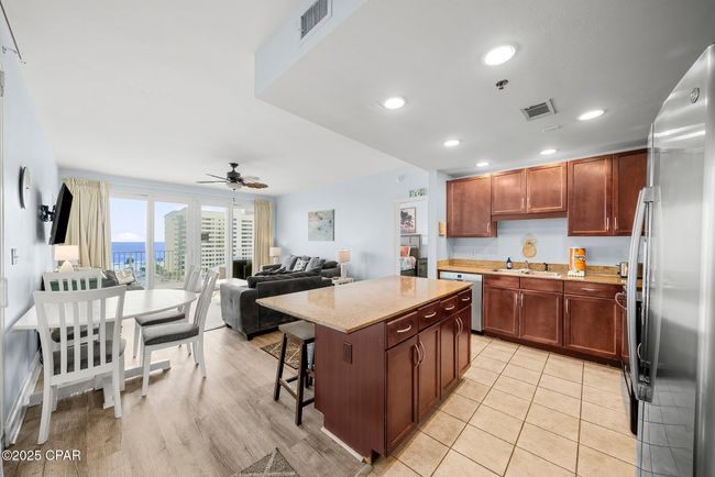 501 - 9860 S Thomas Dr, Condo with 3 bedrooms, 3 bathrooms and null parking in Panama City Beach FL | Image 4