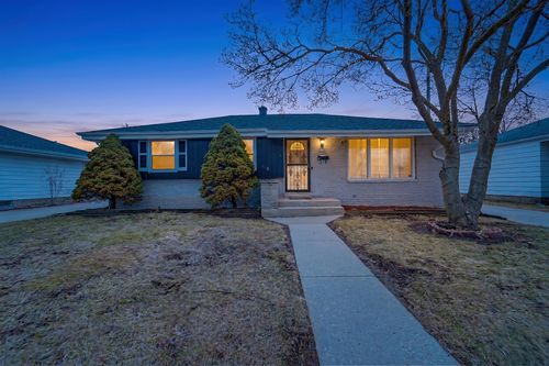 6458 N Landers St, Milwaukee, WI, 53223-6128 | Card Image