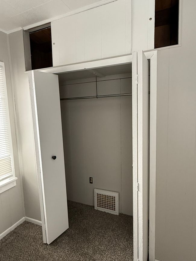 1205 Hughes Ave, House other with 2 bedrooms, 1 bathrooms and null parking in Flint MI | Image 40