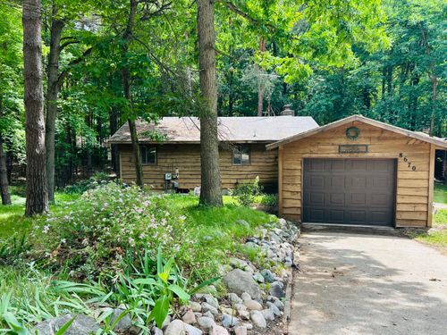 8670 Mohawk Ct, Canadian Lakes, MI, 49346-9644 | Card Image