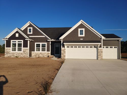 9413 Snow Valley Dr Se, Alto, MI, 49302-8988 | Card Image