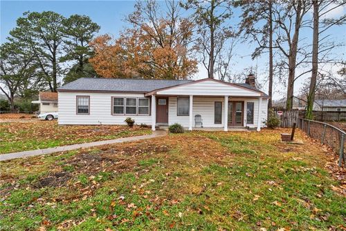 2400 Payne Rd, Chesapeake, VA, 23323-4607 | Card Image