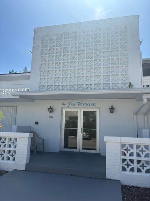 4-209 Se 6th St, Boynton Beach, FL, 33435-5006 | Card Image