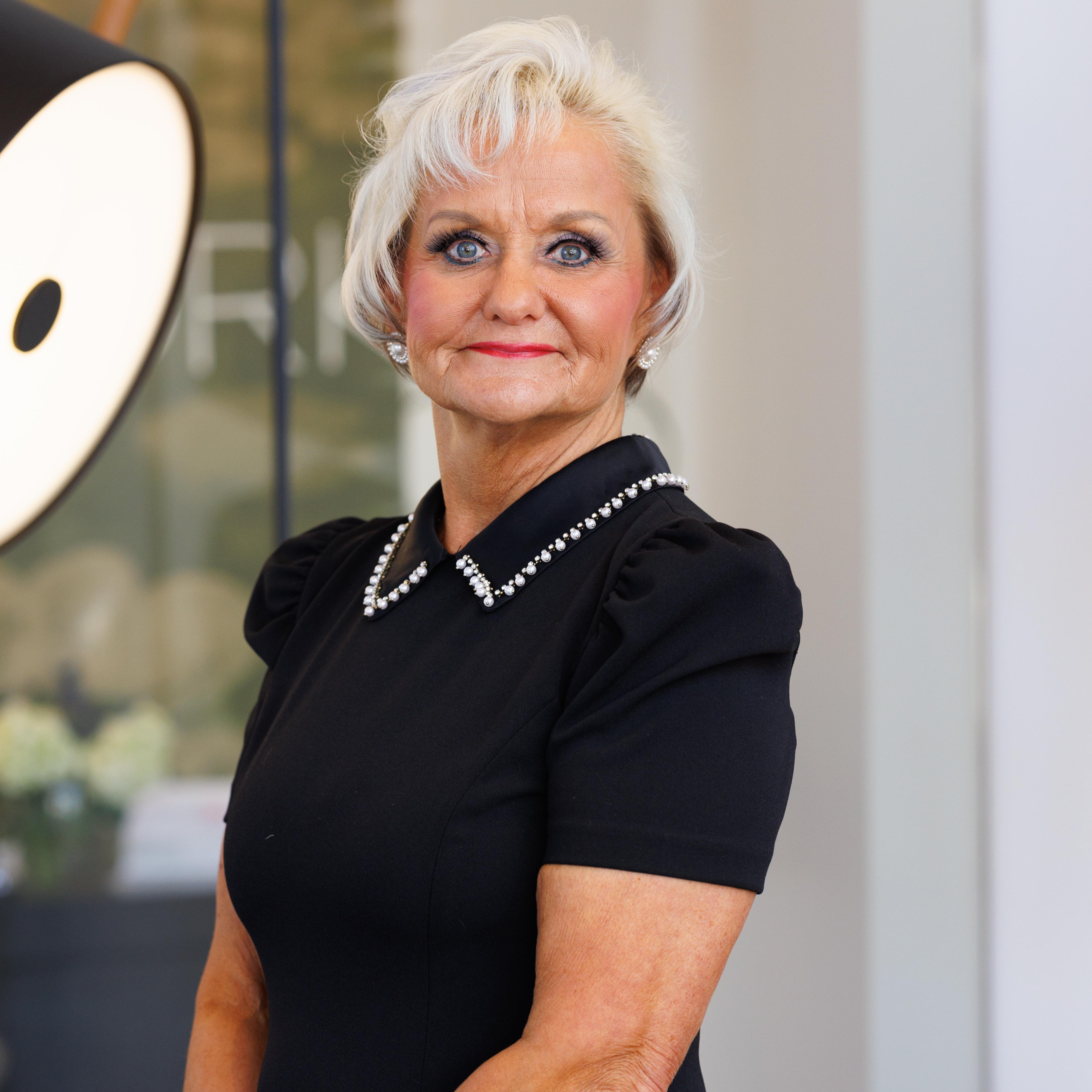 Susan Weis