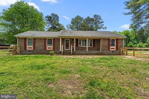 31 Bunker Hill Rd, Farnham, VA, 22460-2706 | Card Image