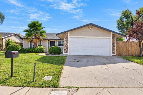 6583 Blanche Dell Drive, Sacramento, CA, 95824 | Card Image