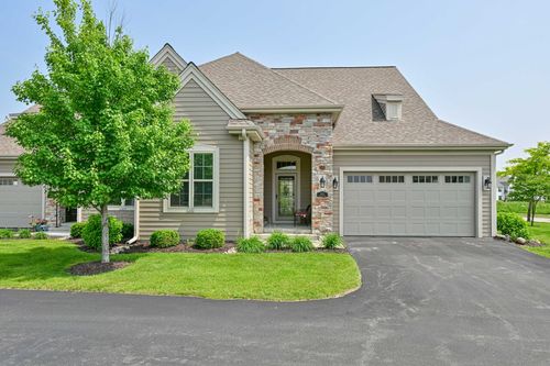 1502 Paddock Ct, OCONOMOWOC, WI, 53066-1804 | Card Image