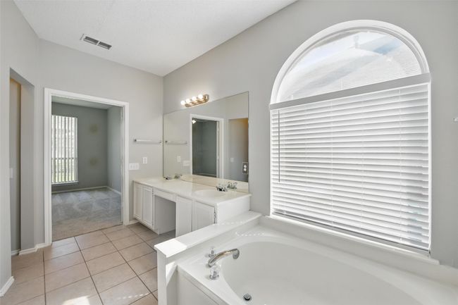 7845 Orland Park Cir, House other with 4 bedrooms, 3 bathrooms and null parking in Fort Worth TX | Image 18