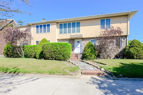13802 Rockaway Beach Blvd, Rockaway Park, NY, 11694-1207 | Card Image