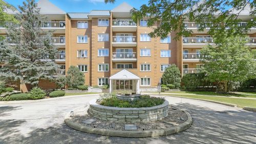 apt-202-6980 W Touhy Ave, Niles, IL, 60714-4500 | Card Image