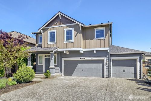 17705 Maple St, Granite Falls, WA, 98252-9047 | Card Image