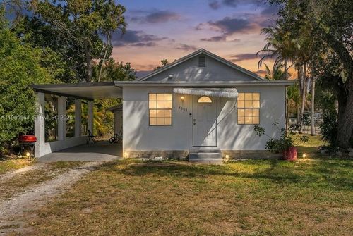 b-1501 N 58th Ave, Hollywood, FL, 33021-4542 | Card Image