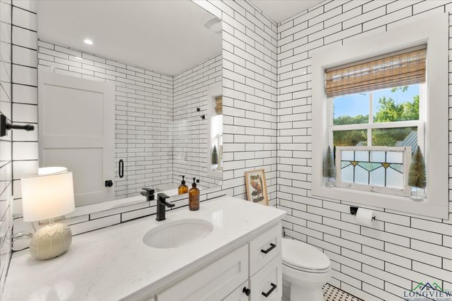 378 Cypress Creek Dr, House other with 4 bedrooms, 5 bathrooms and null parking in Mt Vernon TX | Image 24