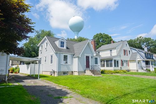 7 Hadik Pkwy, Norwalk, CT, 06854-3410 | Card Image