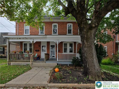 419 Seminary St, PENNSBURG, PA, 18073-1825 | Card Image