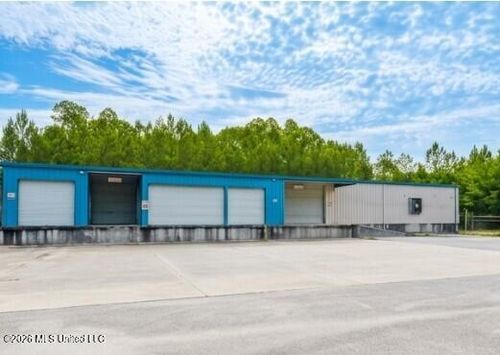 6312 Shortcut Rd, Moss Point, MS, 39563-6471 | Card Image