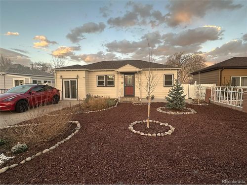 4574 Wyandot St, Denver, CO, 80211-1569 | Card Image