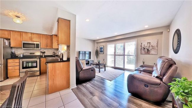 9 - 174 Highbury Dr, Townhouse with 3 bedrooms, 2 bathrooms and 2 parking in Stoney Creek ON | Image 15
