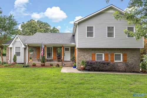 106 Abbottsford Rd, Huntsville, AL, 35811-9468 | Card Image