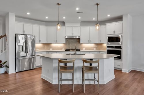 43 Balfour Run, Chapel Hill, NC, 27516-4266 | Card Image