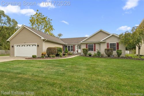 35911 Vinewood St, Romulus, MI, 48174-4046 | Card Image
