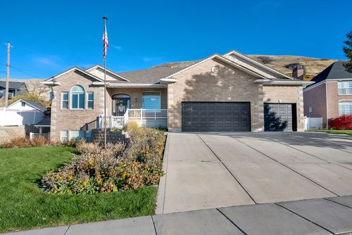 2051 S Eskelsen Ln, Perry, UT, 84302-4463 | Card Image