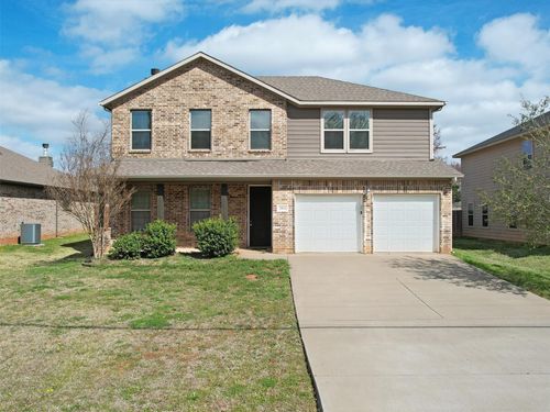 2811 W Washington St, Denison, TX, 75020-1329 | Card Image