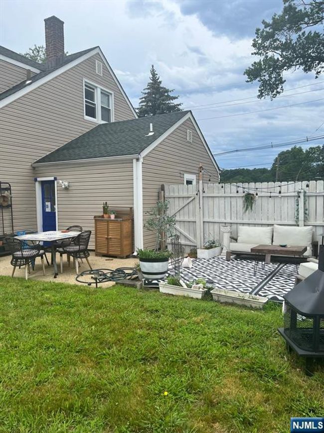 1637 Broad St, House other with 3 bedrooms, 2 bathrooms and null parking in Bloomfield NJ | Image 13