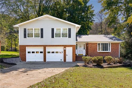 4502 Bromley Dr, Greensboro, NC, 27406-9717 | Card Image