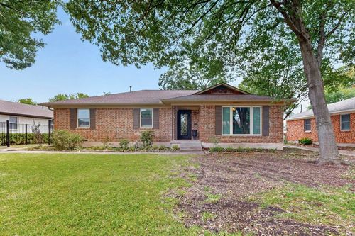 8420 Sweetwater Dr, Dallas, TX, 75228-5844 | Card Image