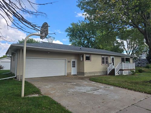 521 11th Ave S, WISCONSIN RAPIDS, WI, 54495-4126 | Card Image