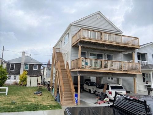 upper-77 Kentucky St, Long Beach, NY, 11561-1229 | Card Image