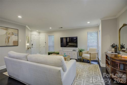2506 Cranbrook Ln, Charlotte, NC, 28207-2036 | Card Image