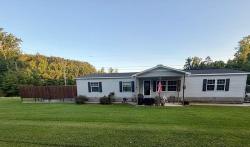 1881 Clifton Tpke, Waynesboro, TN, 38485 | Card Image