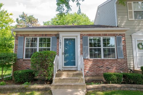 1671 Washington Ct, Geneva, IL, 60134-3449 | Card Image