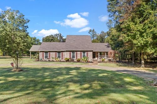 1132 Deerwood Dr, New Johnsonville, TN, 37134 | Card Image