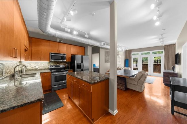 UNIT-1608 - 5300 Peachtree Rd, Condo with 2 bedrooms, 2 bathrooms and 2 parking in Chamblee GA | Image 4