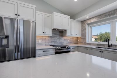 191 Scenic Way Nw, House other with 3 bedrooms, 3 bathrooms and 4 parking in Calgary AB | Image 3