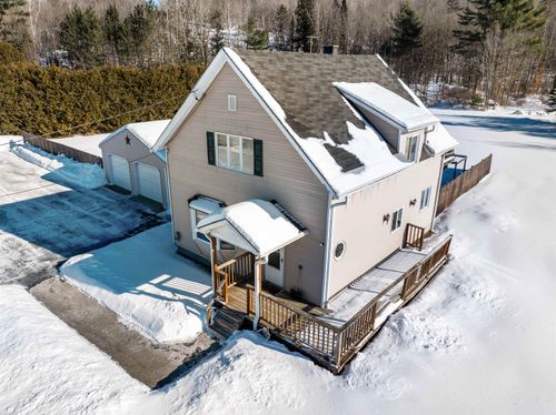 553 Lancaster Rd, Northumberland, NH, 03582-4027 | Card Image