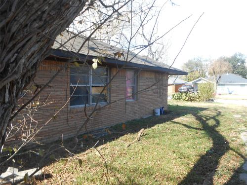 2711 Knotty Oaks Trl Key, South Houston, TX, 77045 | Card Image