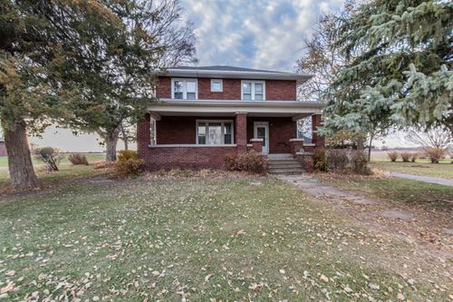 72 N Main St, La Moille, IL, 61330-9422 | Card Image