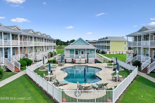 219-1515 E Beach Blvd, Pass Christian, MS, 39571-4906 | Card Image