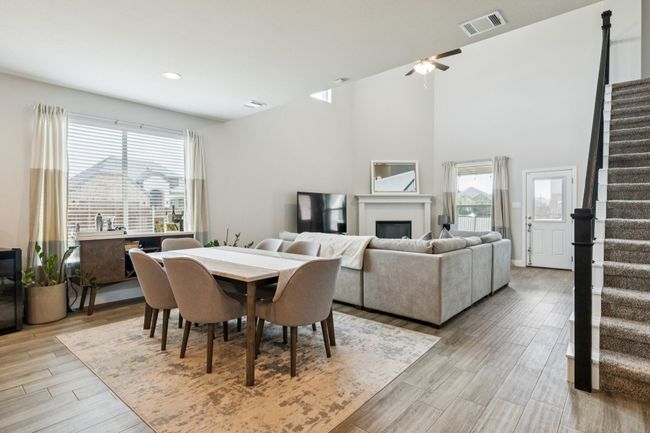 Peaceful View From Dining Room Area | Image 12