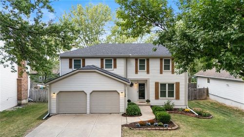 1134 E Sleepy Hollow Dr, Olathe, KS, 66062-2228 | Card Image