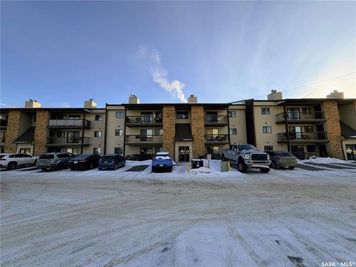 b3-375 Kingsmere Boulevard, Saskatoon, SK, S7J4J6 | Card Image