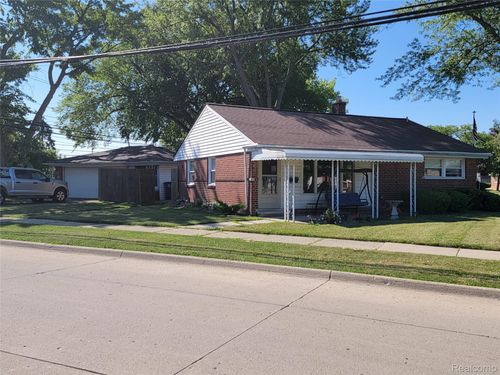 18511 Wendy Ct, Riverview, MI, 48193-4506 | Card Image