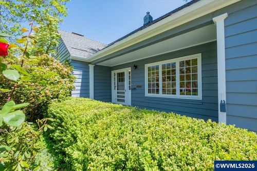 1960 E Nob Hill St Se, Salem, OR, 97302-5240 | Card Image