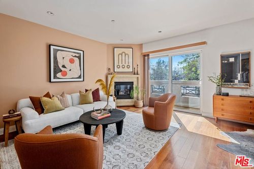 4-5401 Morella Ave, Valley Village, CA, 91607-4124 | Card Image